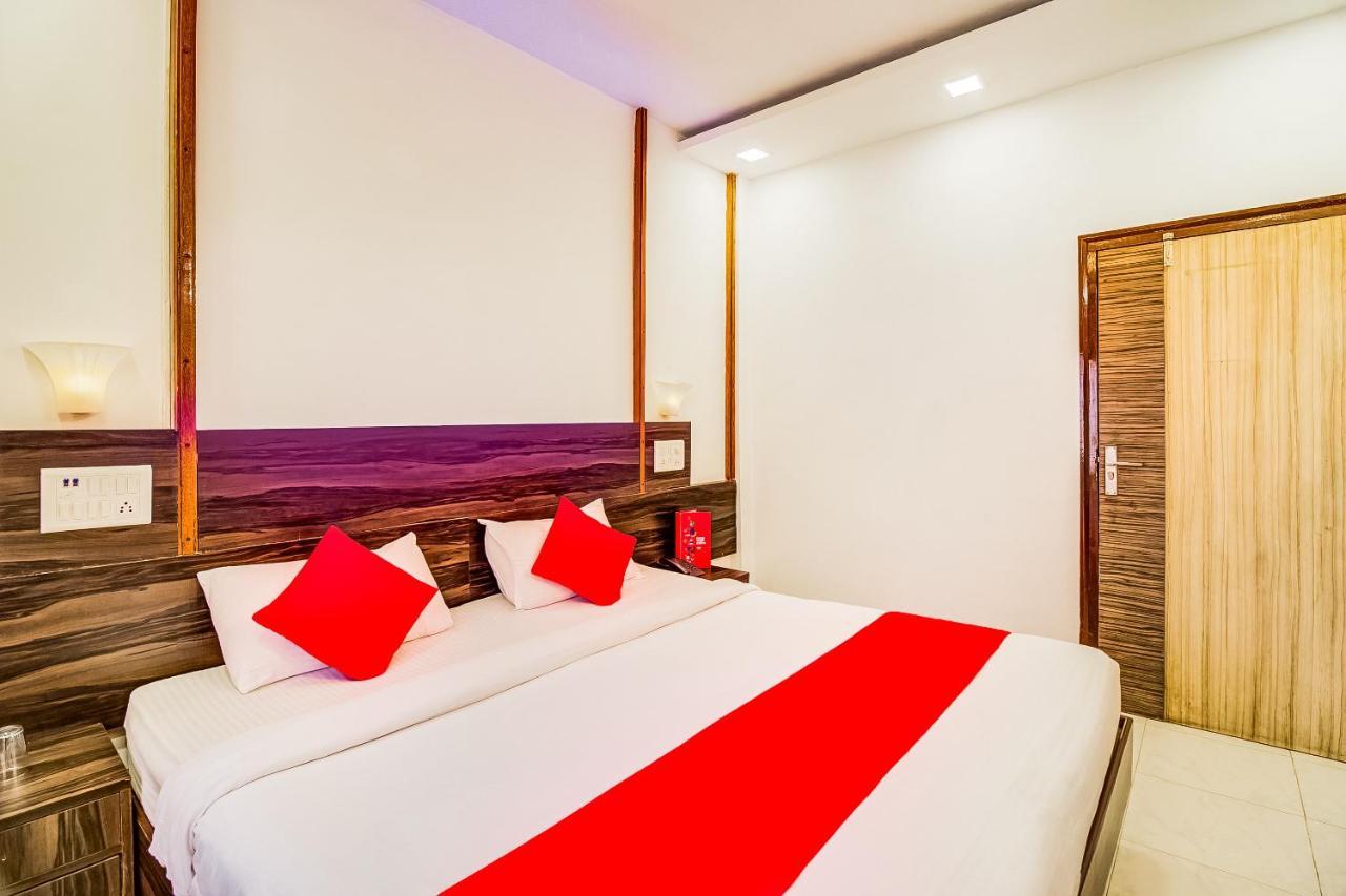 Super Collection O Panchratna Hotel Panvel Bagian luar foto