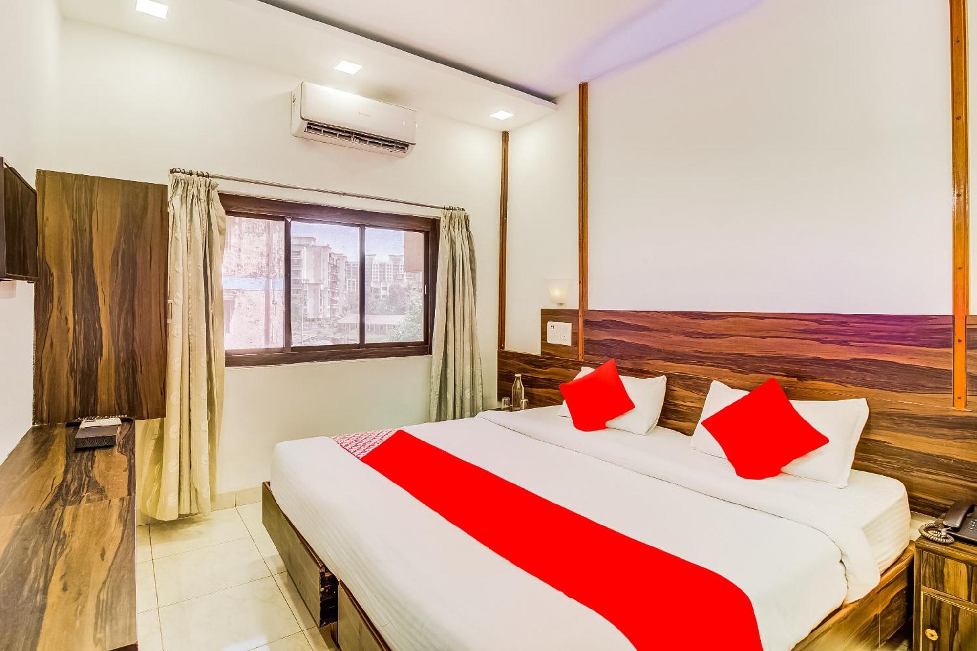 Super Collection O Panchratna Hotel Panvel Bagian luar foto