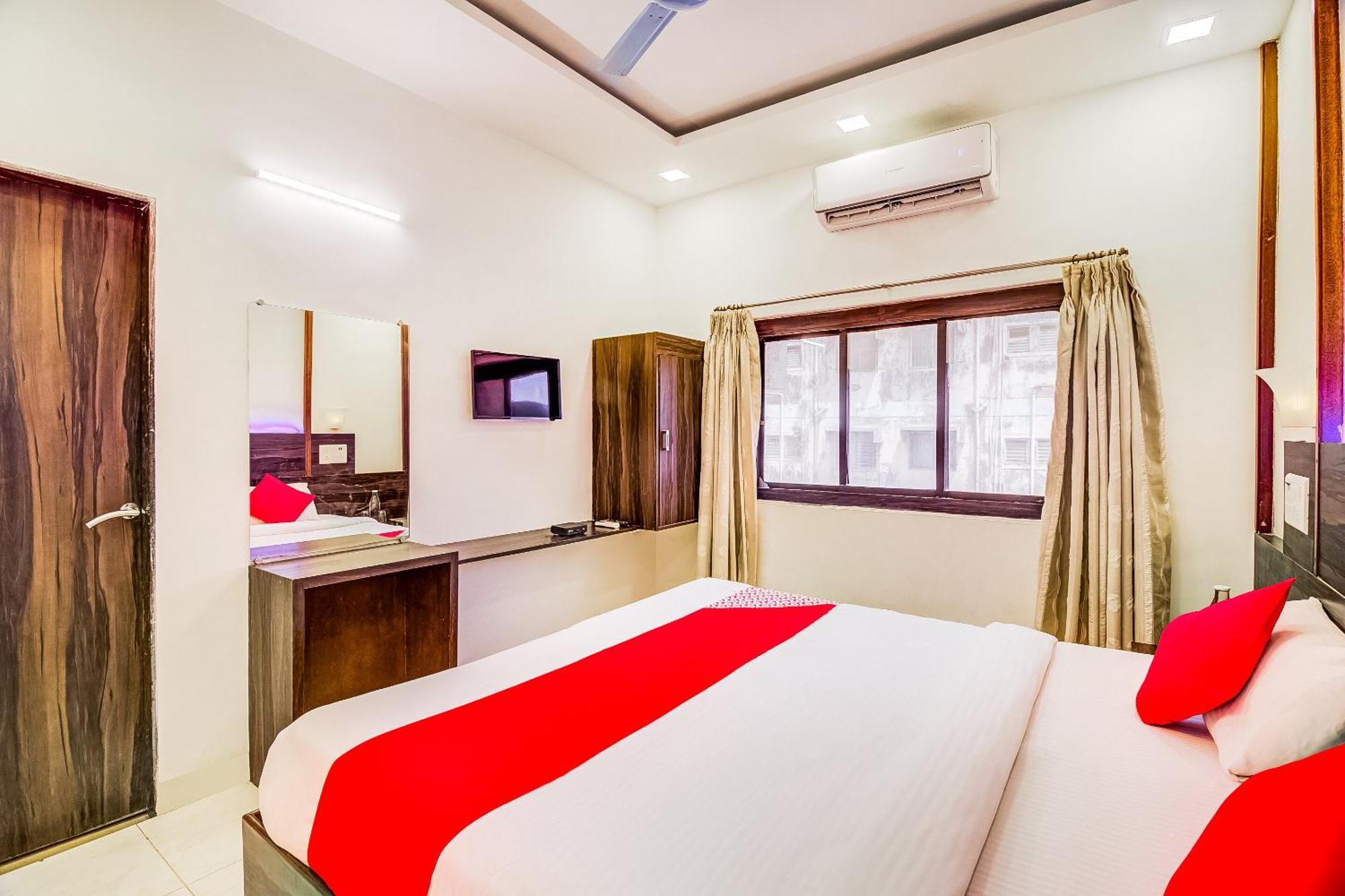 Super Collection O Panchratna Hotel Panvel Bagian luar foto